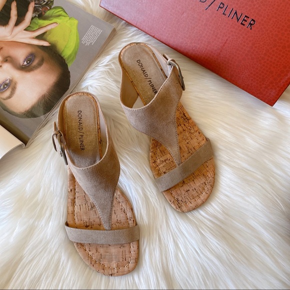 donald pliner dylan wedge sandal
